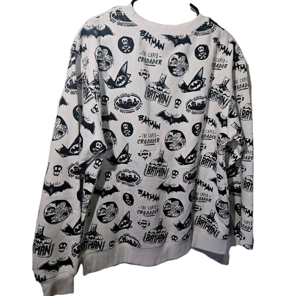 Batman  Sweater Size  M. Brand New. Color. Black And White Sweater Pullover.